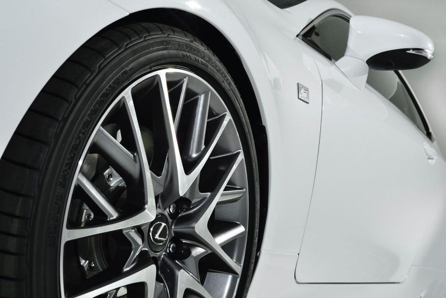  Lexus RC350 F-Sport 2014 года  (фото 5 из 32)
